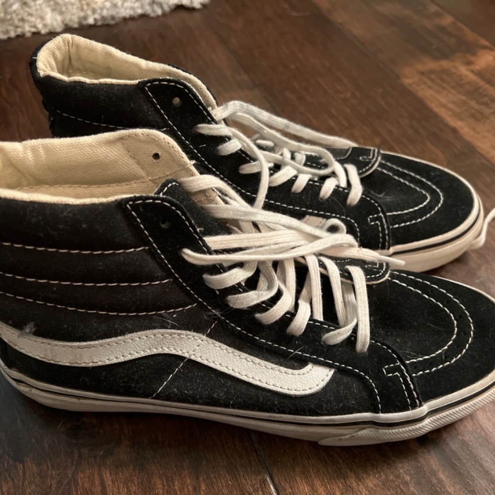 Vans - Picture 2 of 3